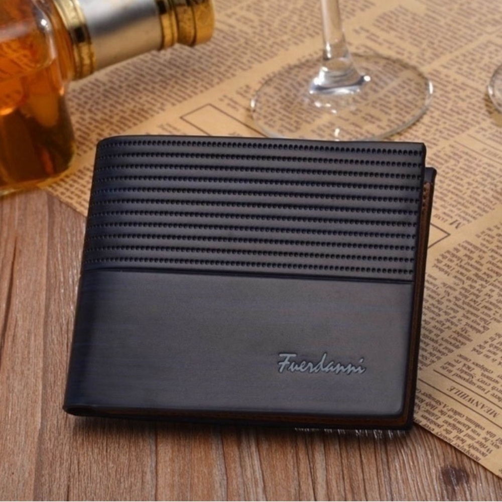 Men’s leather clutch wallet